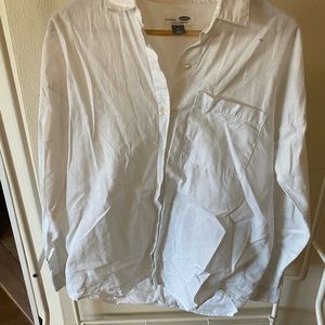 Boyfriend style linen button up